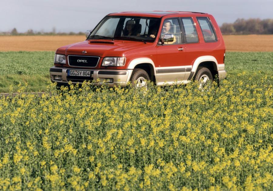  Opel Monterey DTI 16V RS 1998 года  (фото 14 из 24)
